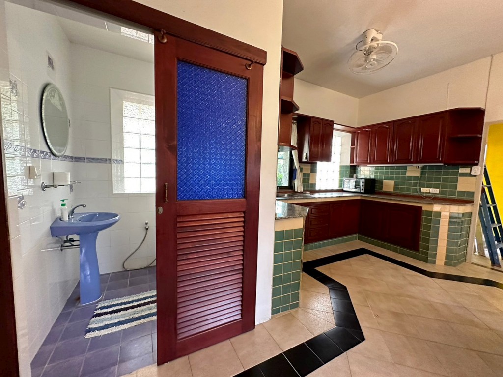 Private House 4br 840sqm 15