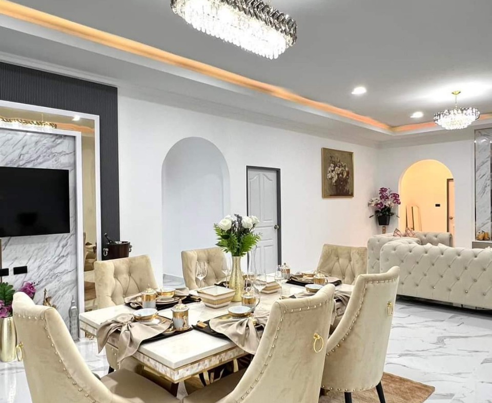 Без комплекса 5br sqm 9