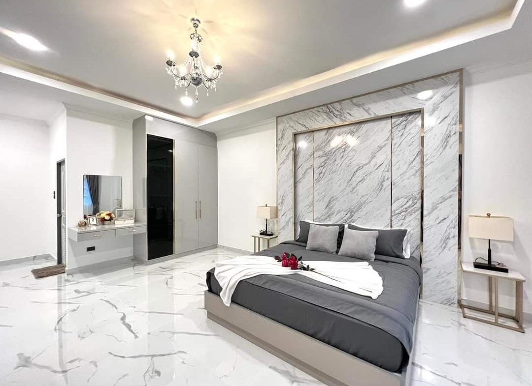 Без комплекса 5br sqm 14