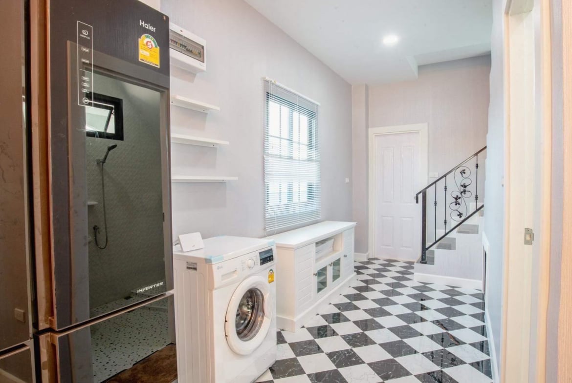 Без комплекса 3br 196sqm 17