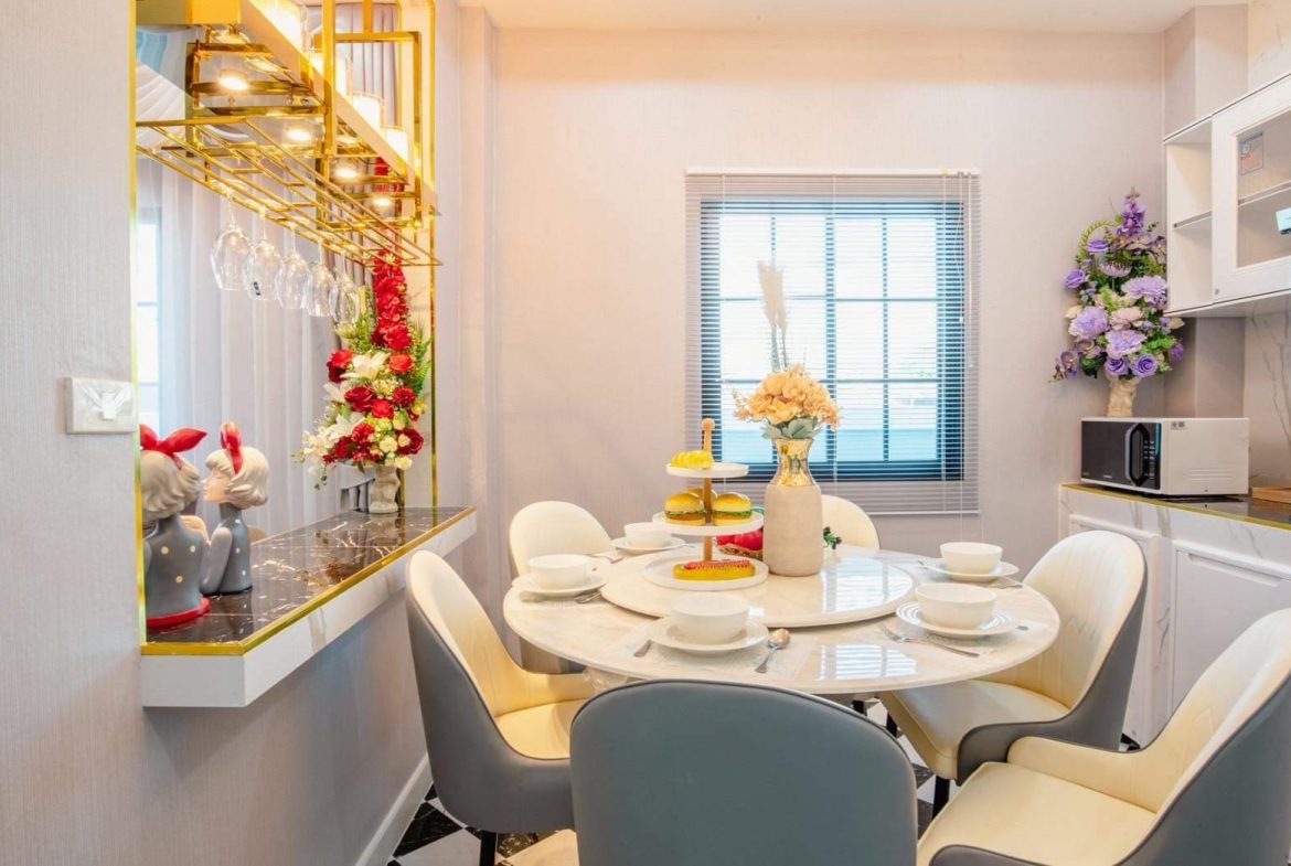 Без комплекса 3br 196sqm 10