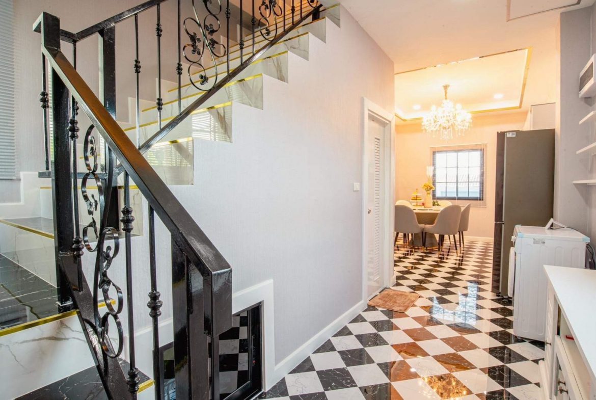 Без комплекса 3br 196sqm 13