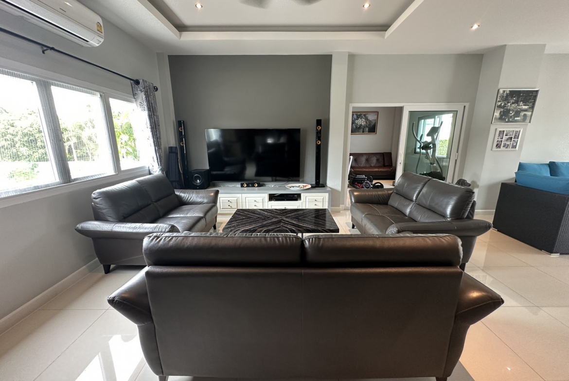 Central Park Hillside 4br 550sqm 17