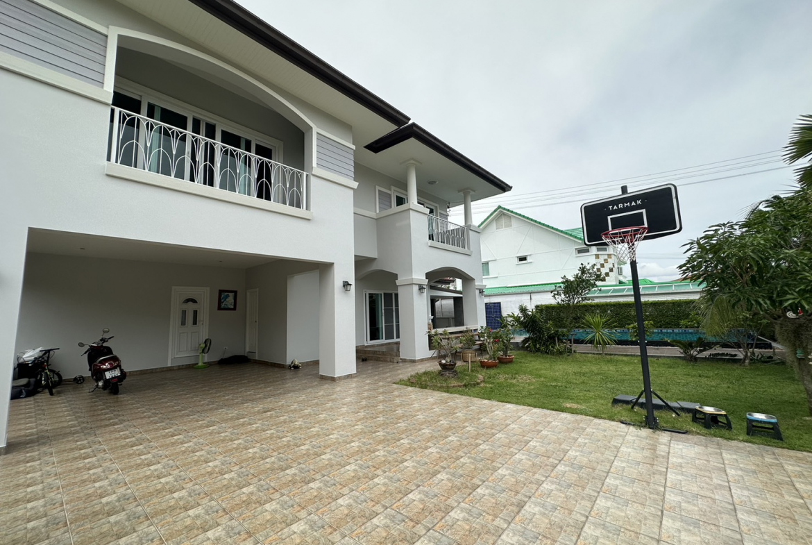 Central Park Hillside 4br 550sqm 2