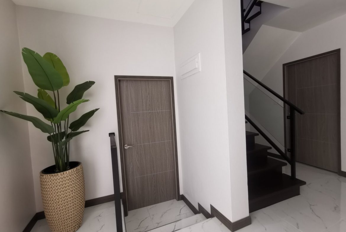 EPH24939 Без комплекса 4br 264sqm 16