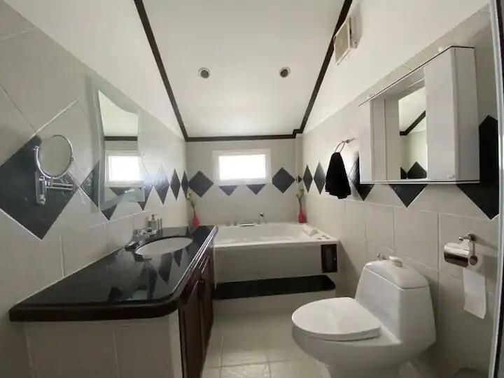 Paradise Hill 2 3br 300sqm 12