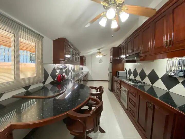 Paradise Hill 2 3br 300sqm 4