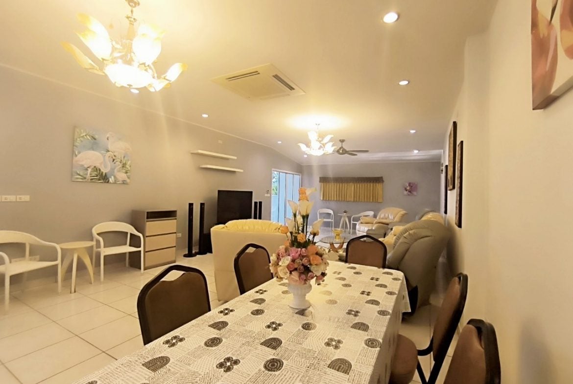 EPH25069_21 Baan Suan Neramit 4br 200sqm 5