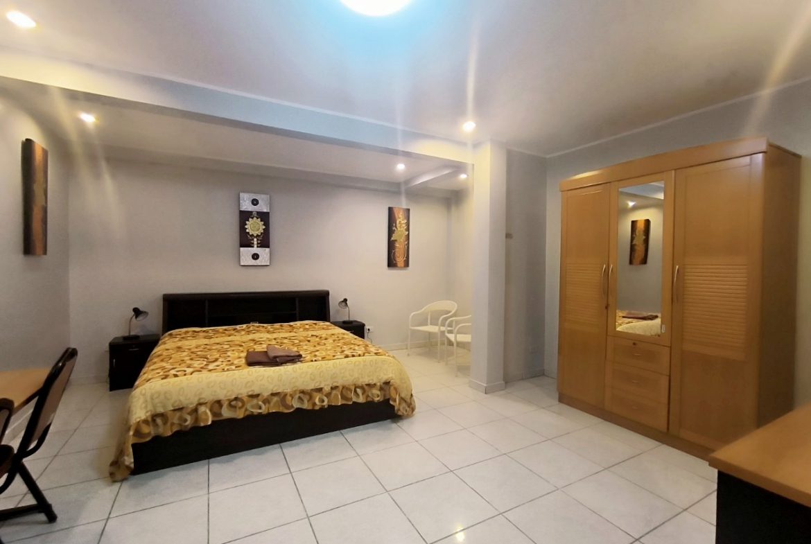 EPH25069_28 Baan Suan Neramit 4br 200sqm 12