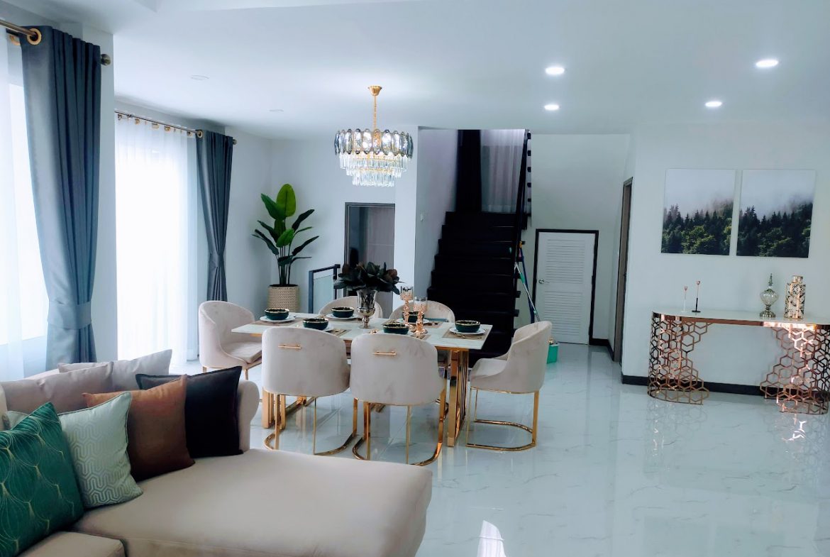 The Villa Rachawadee 4br 220sqm 16