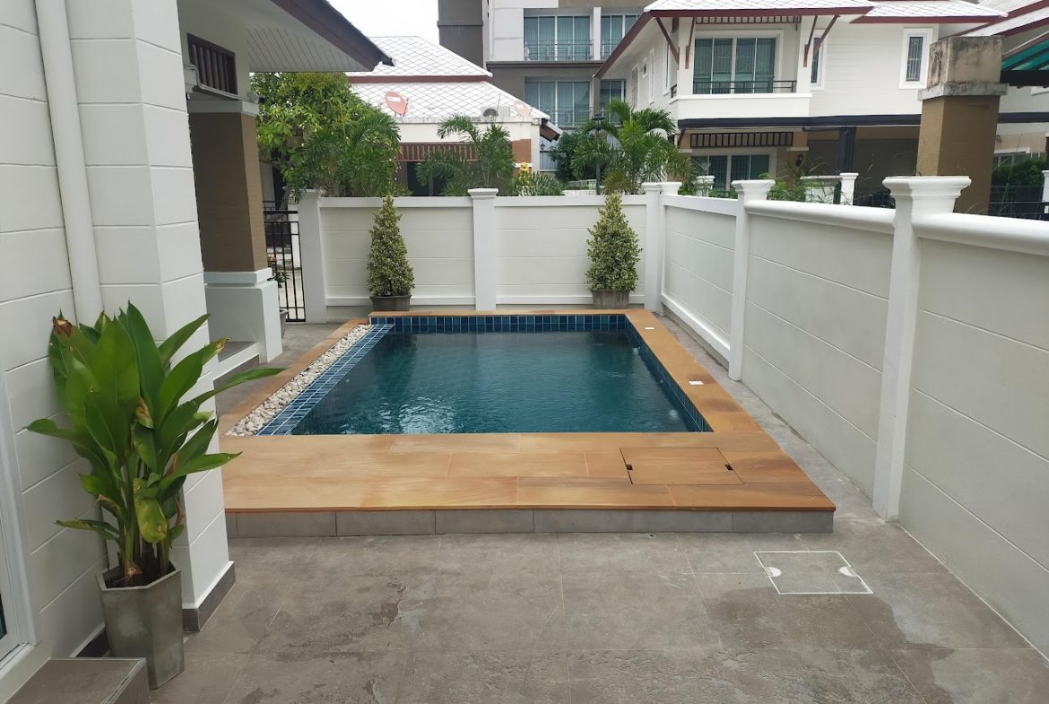 The Villa Rachawadee 4br 220sqm 3