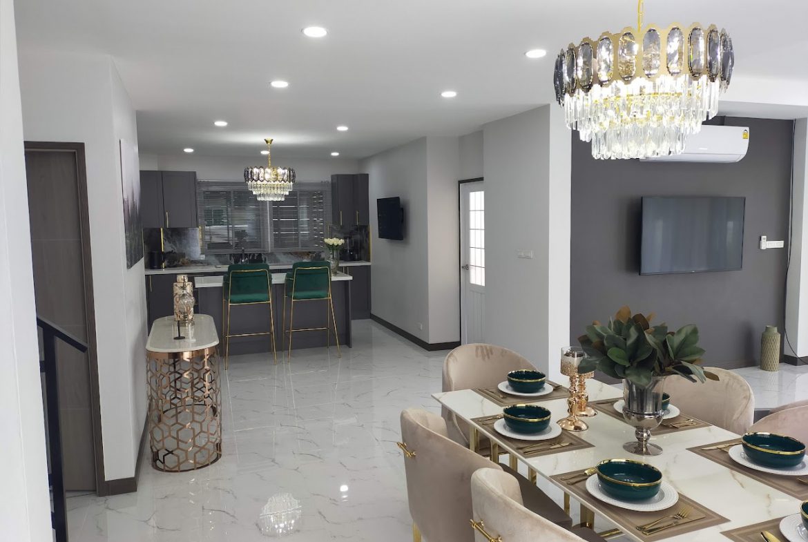 The Villa Rachawadee 4br 220sqm 5