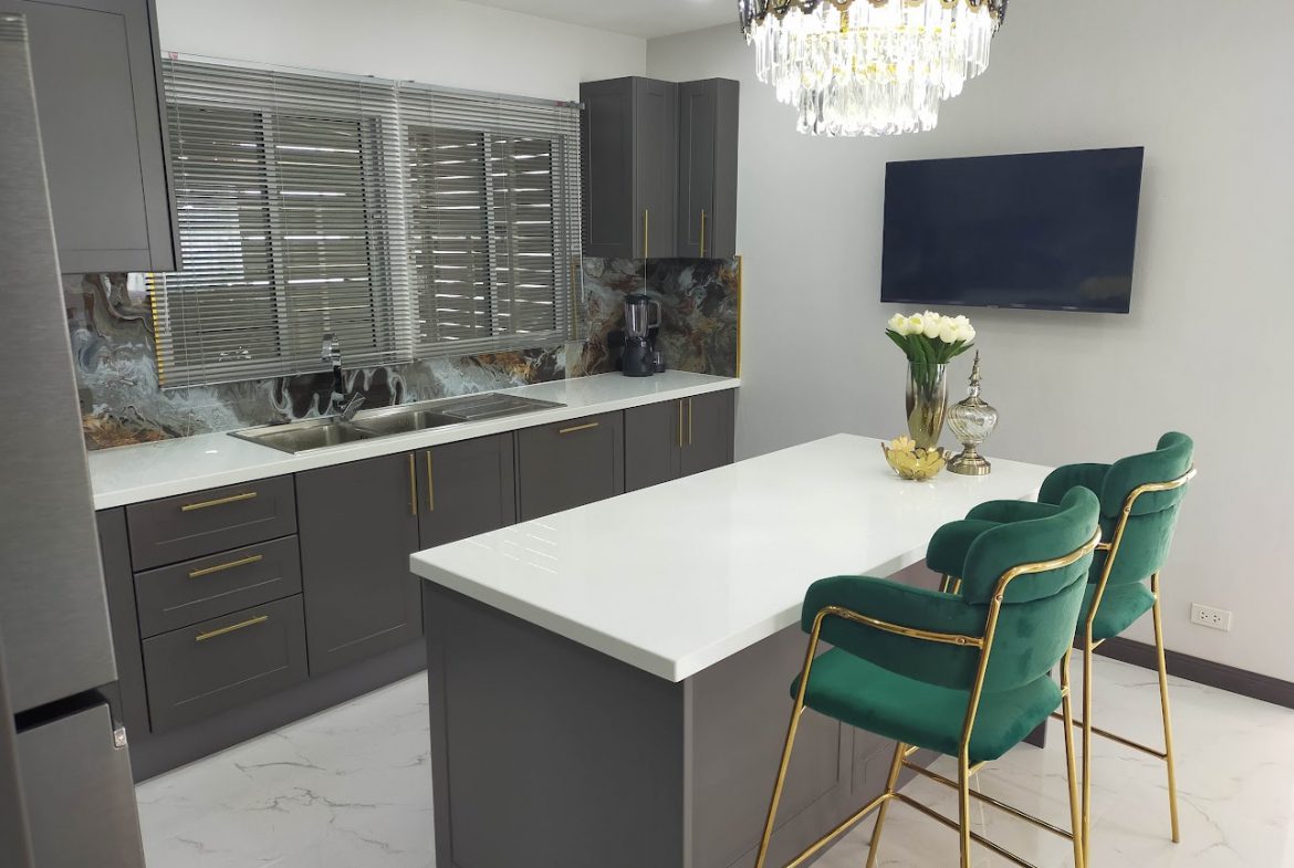 The Villa Rachawadee 4br 220sqm 6