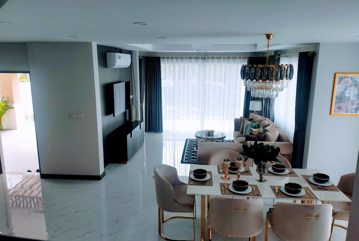 The Villa Rachawadee 4br 220sqm 9