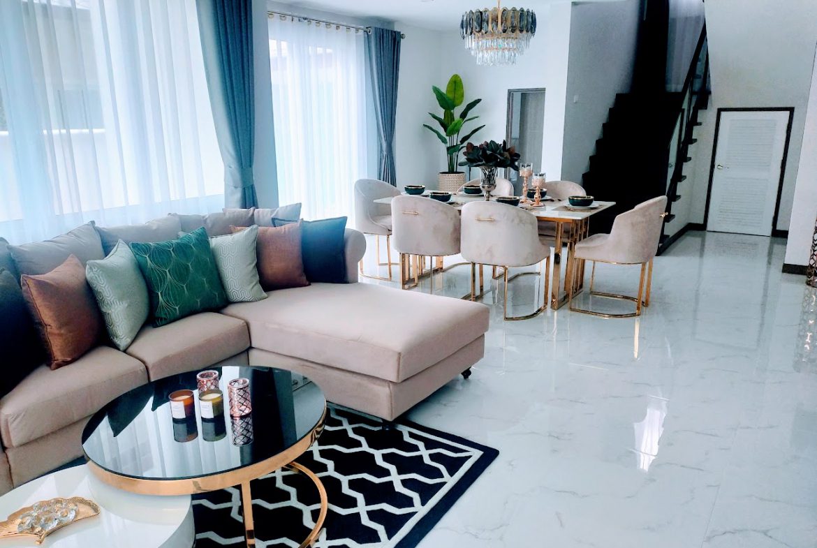 The Villa Rachawadee 4br 220sqm 10