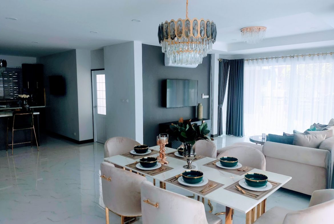 The Villa Rachawadee 4br 220sqm 11