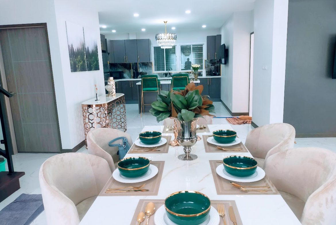 The Villa Rachawadee 4br 220sqm 13