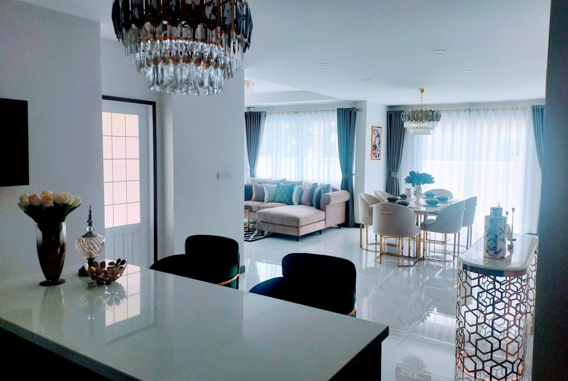 The Villa Rachawadee 4br 220sqm 14