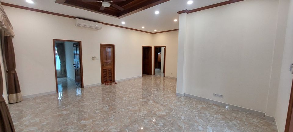 Maneeya Home 3br 316sqm 9