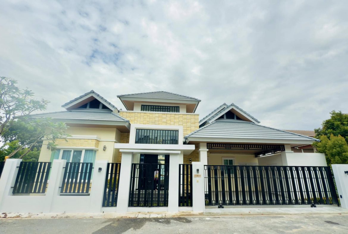 Sirisa 16 3br 250sqm 1