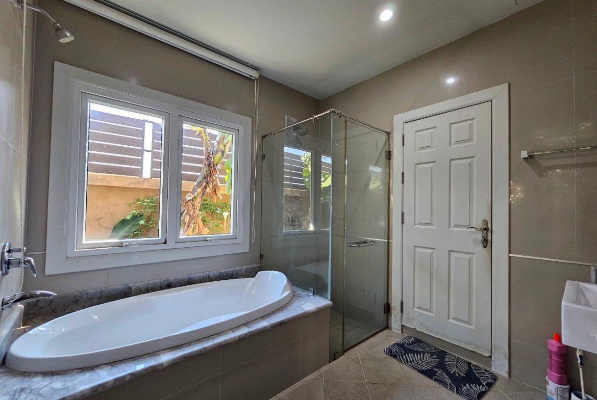 EPH25673_24 Silk Road Place 3br sqm 15