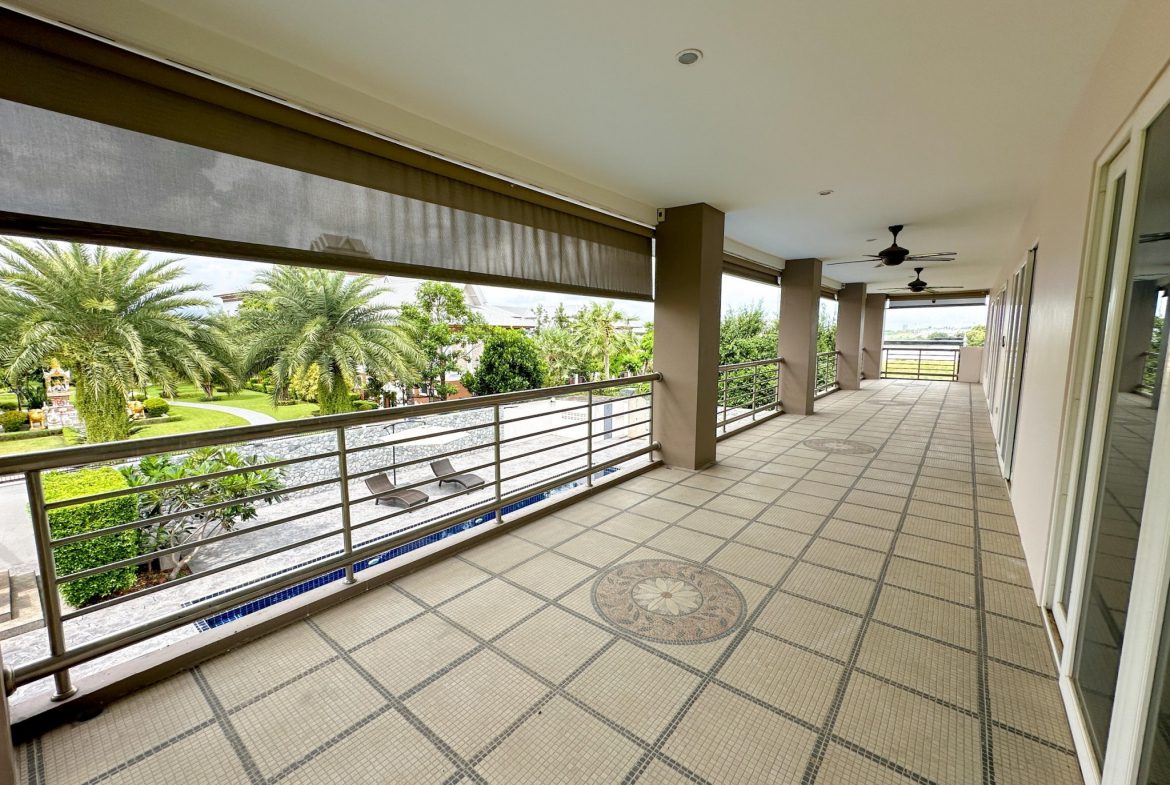 Без комплекса 5br 440sqm 11