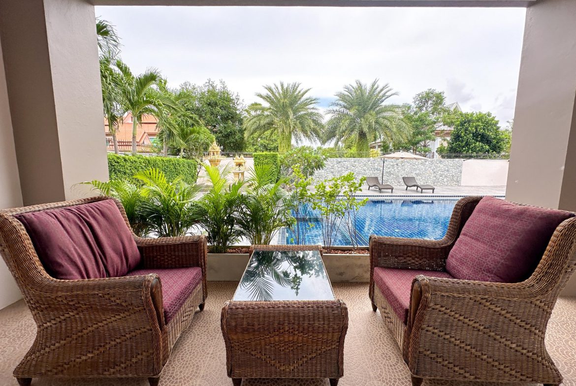 Без комплекса 5br 440sqm 13