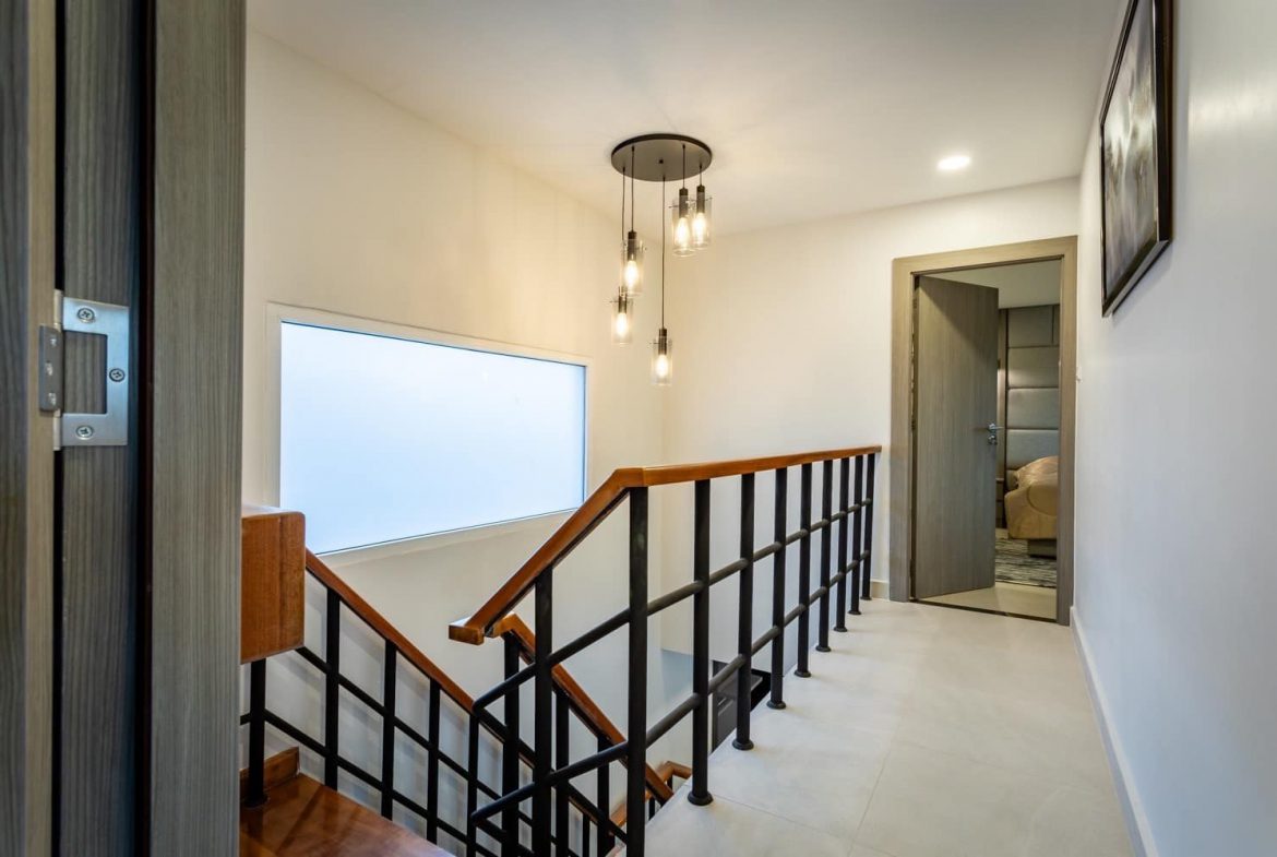 Private House 4br 473