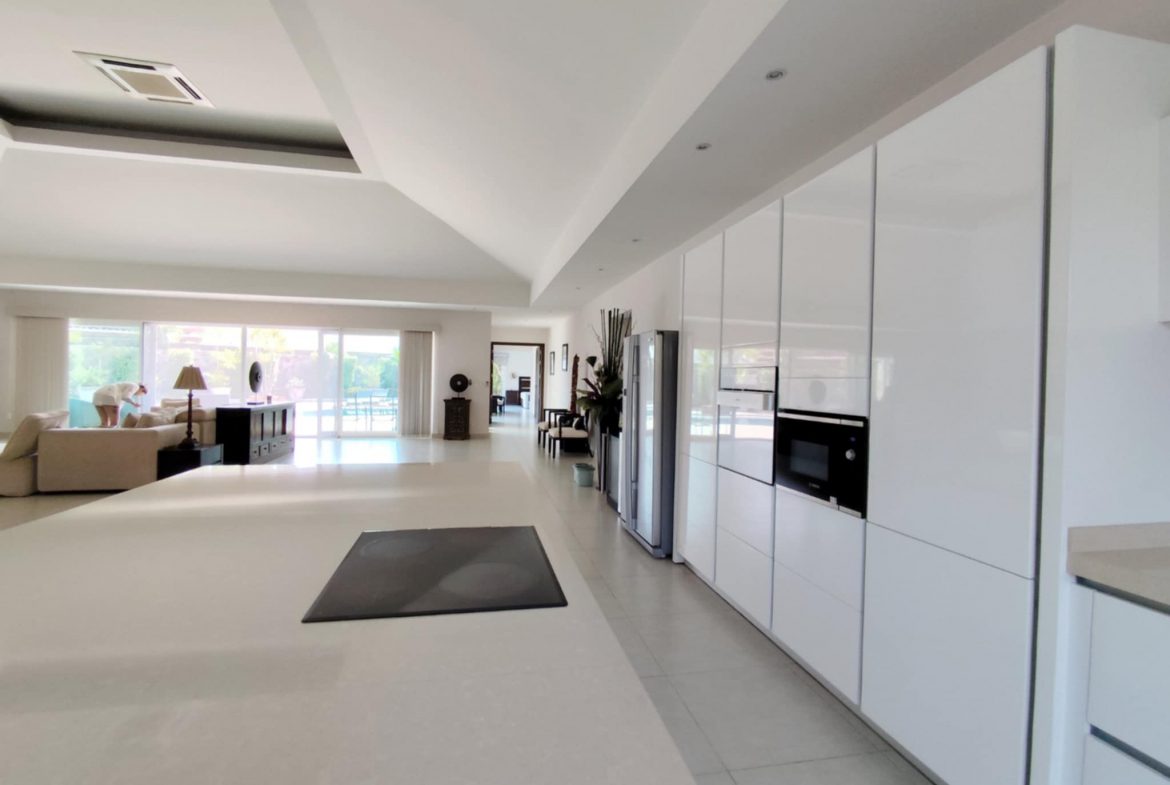 EPH25726_6 Miami Village 3br sqm 7