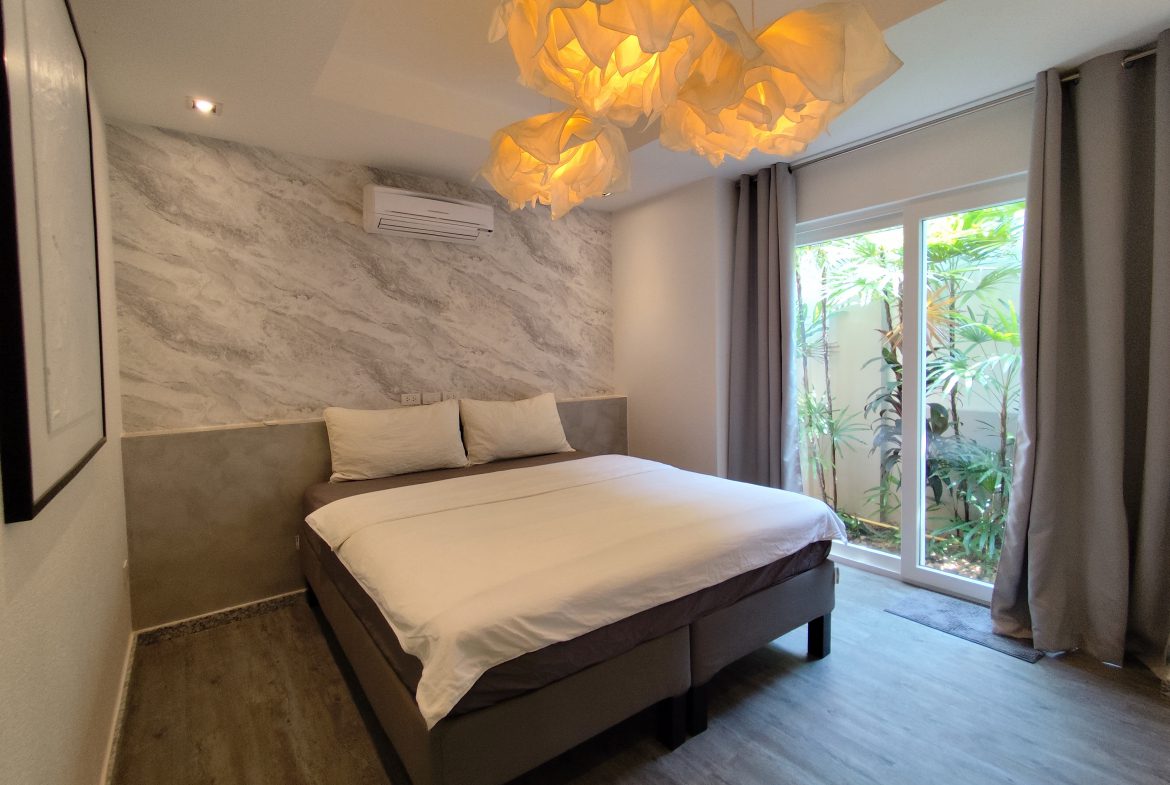 EPH25749_1 Siam Royal View br 180sqm 17