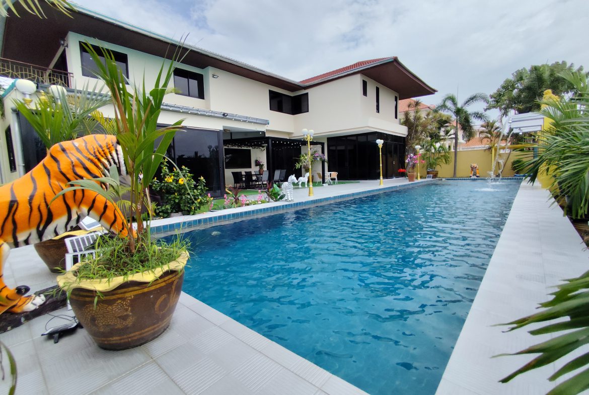 Paradise Villa 2 5br 360sqm 10