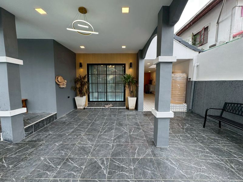 Fanthip Village 5br 300sqm 4