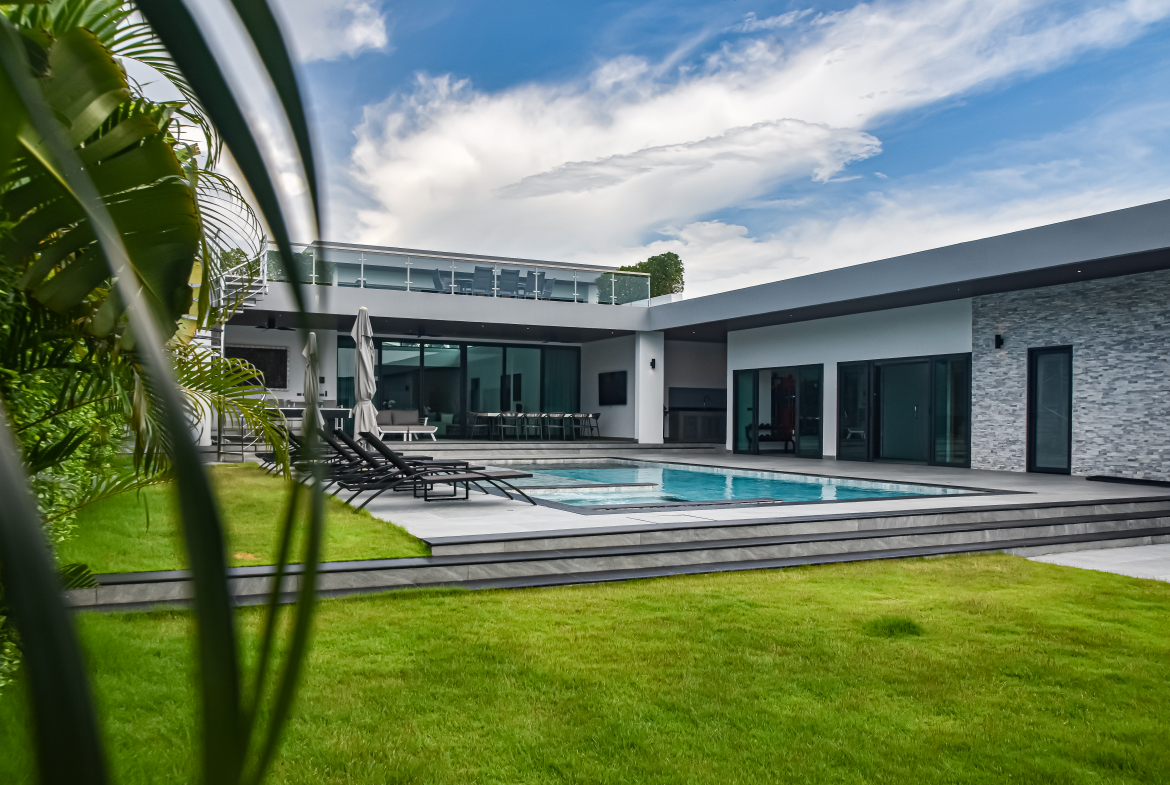 Siam Royal View 6br 845sqm 2