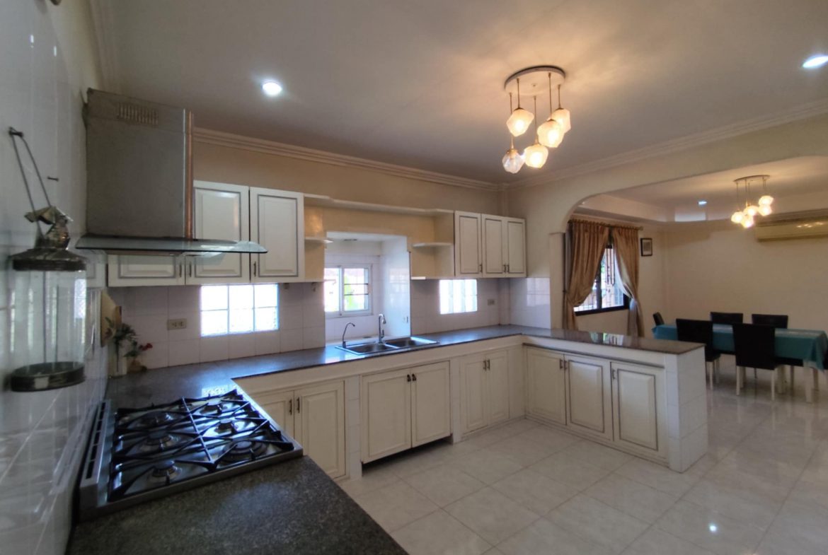 Private House 3br 440sqm 20