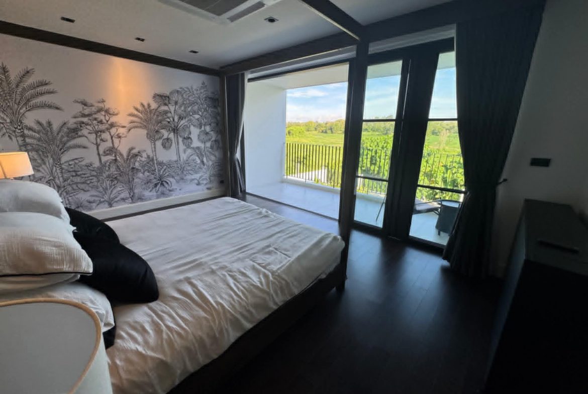 EPH25910_12 High Grove Villas 6br 570sqm 13