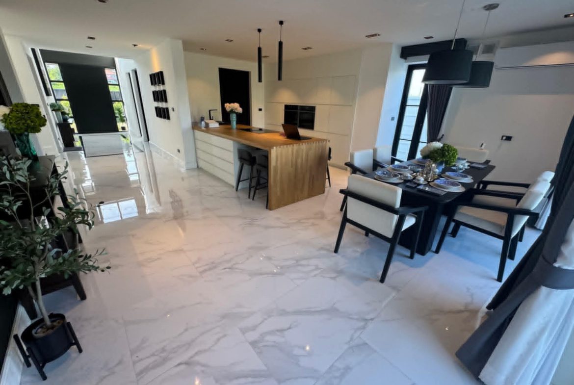 EPH25910_4 High Grove Villas 6br 570sqm 5