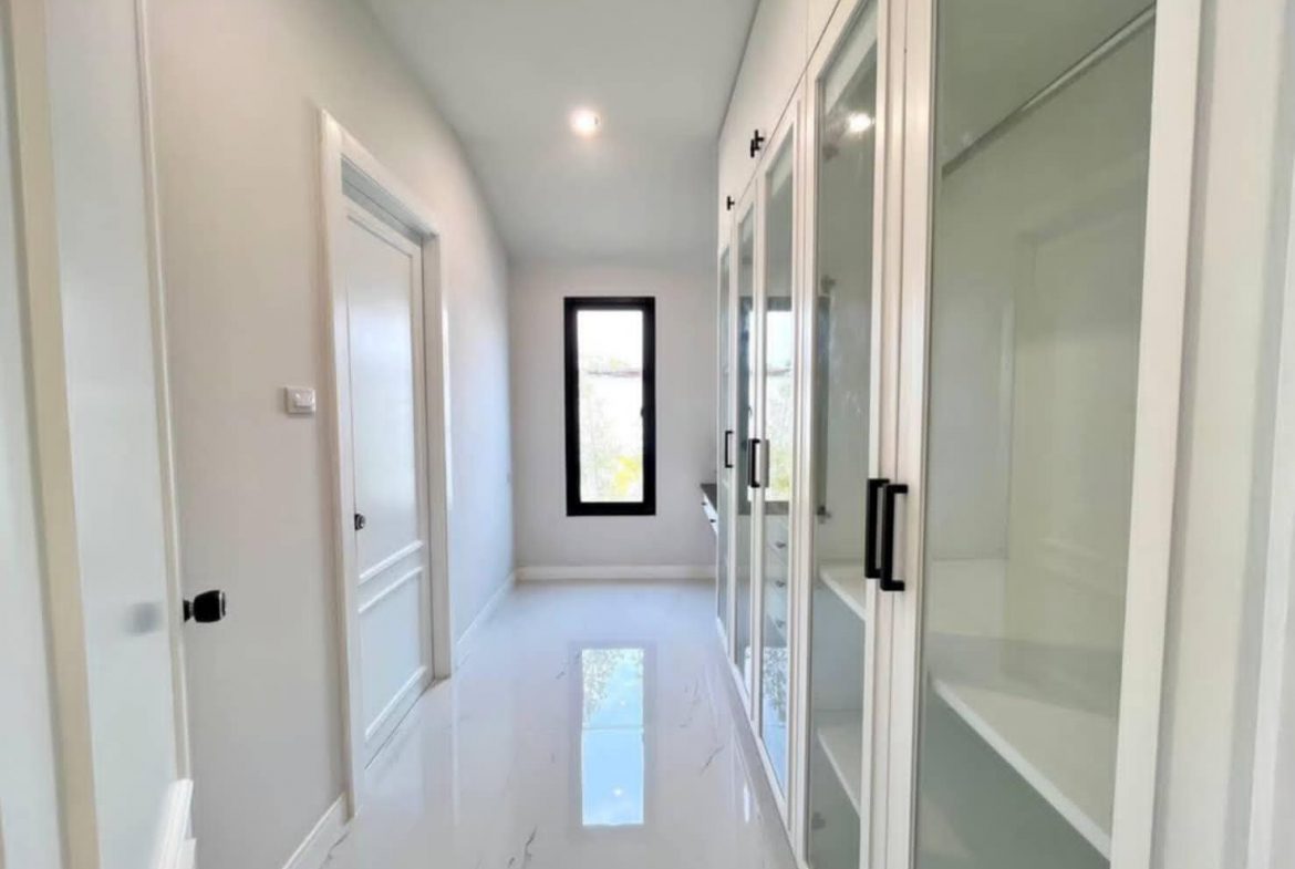 Nibbana Shade Pattaya 4br 219