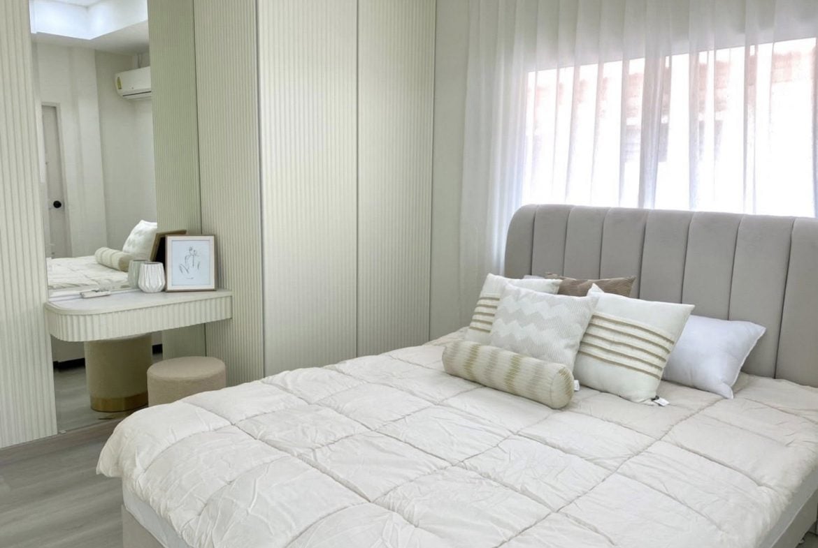 Country Club Villa Village 5br sqm 12