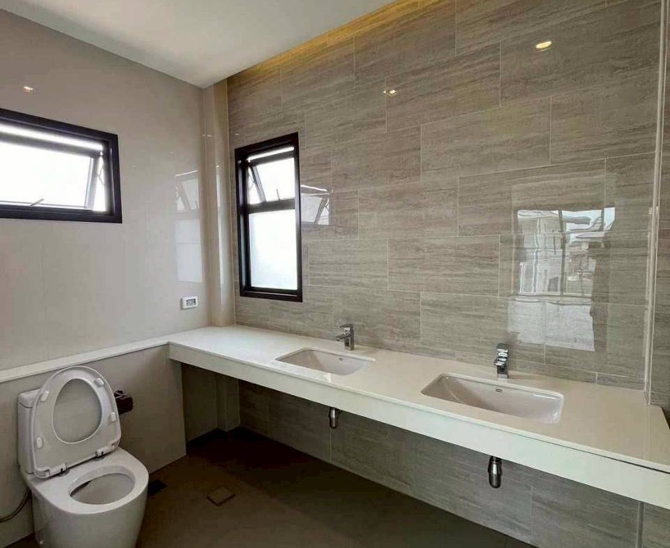 EPH25986_6 Patta Element 4br 200sqm 7