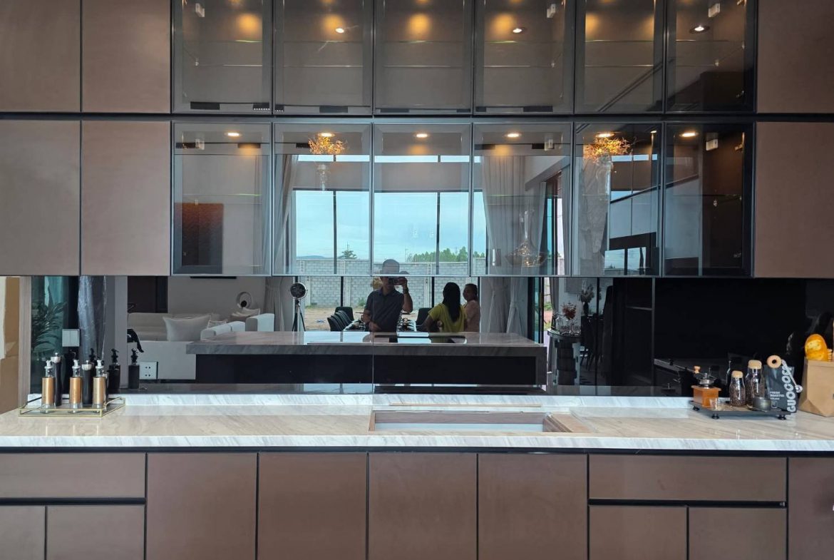 Без комплекса 5br 825sqm 13