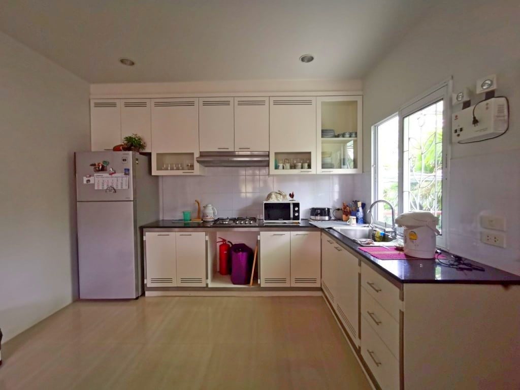 Без комплекса 4br 300sqm 11