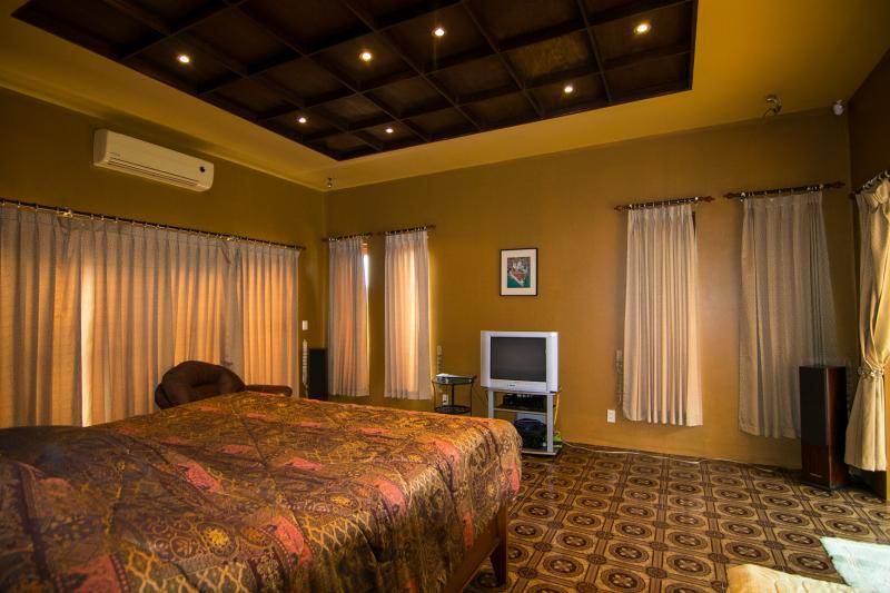 HYH22685_9 Phoenix Gold Golf & Country Club 4br 750sqm 10