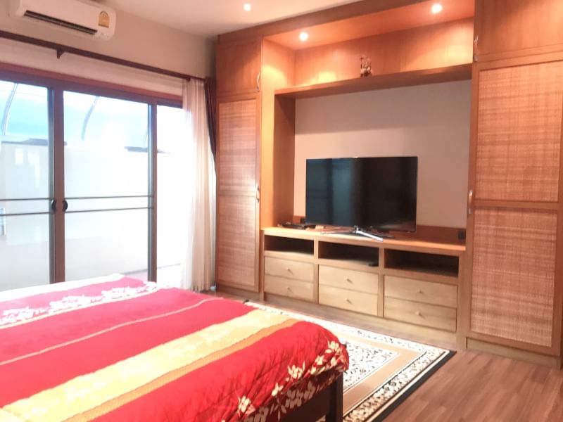 Без комплекса 4br 680sqm 10