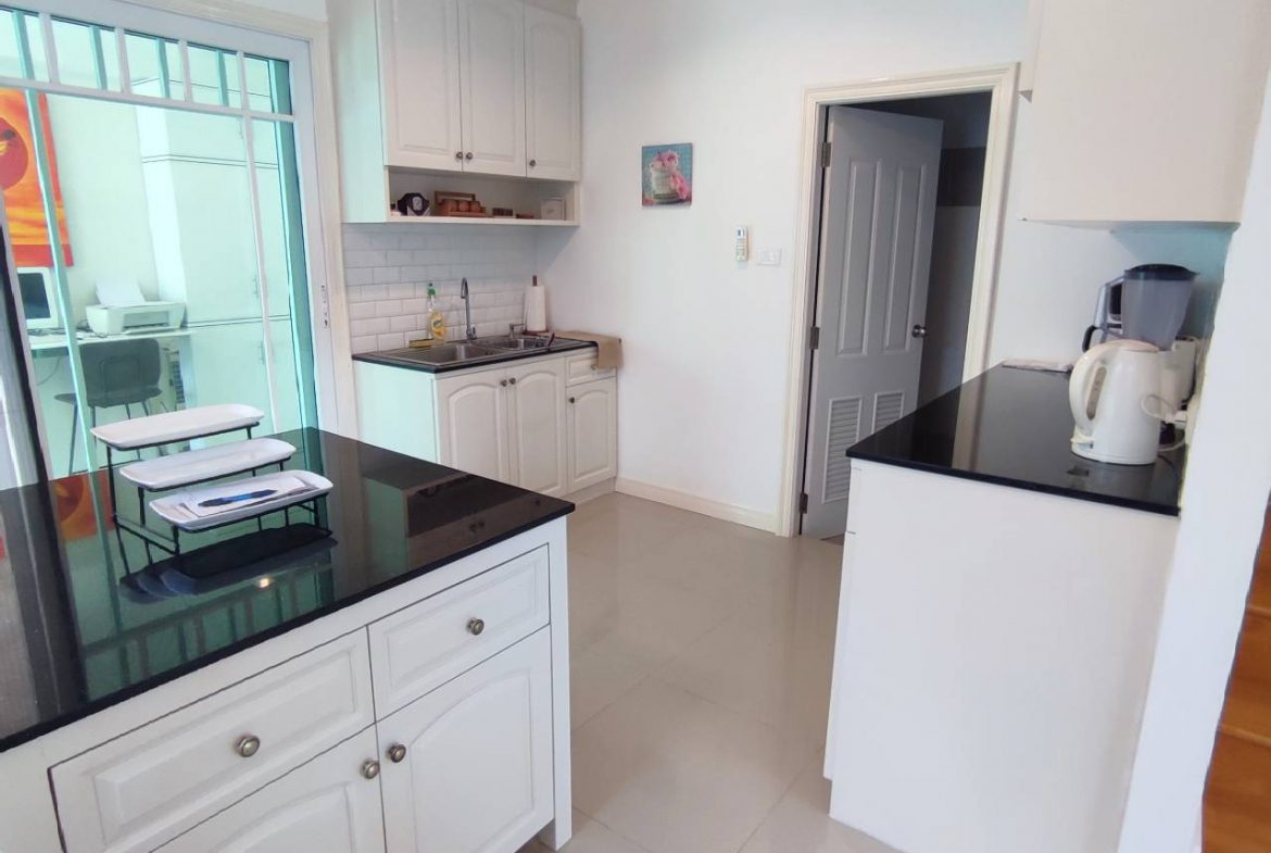 Bristol park 3br sqm 16