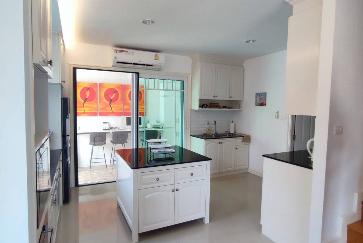 Bristol park 3br sqm 10