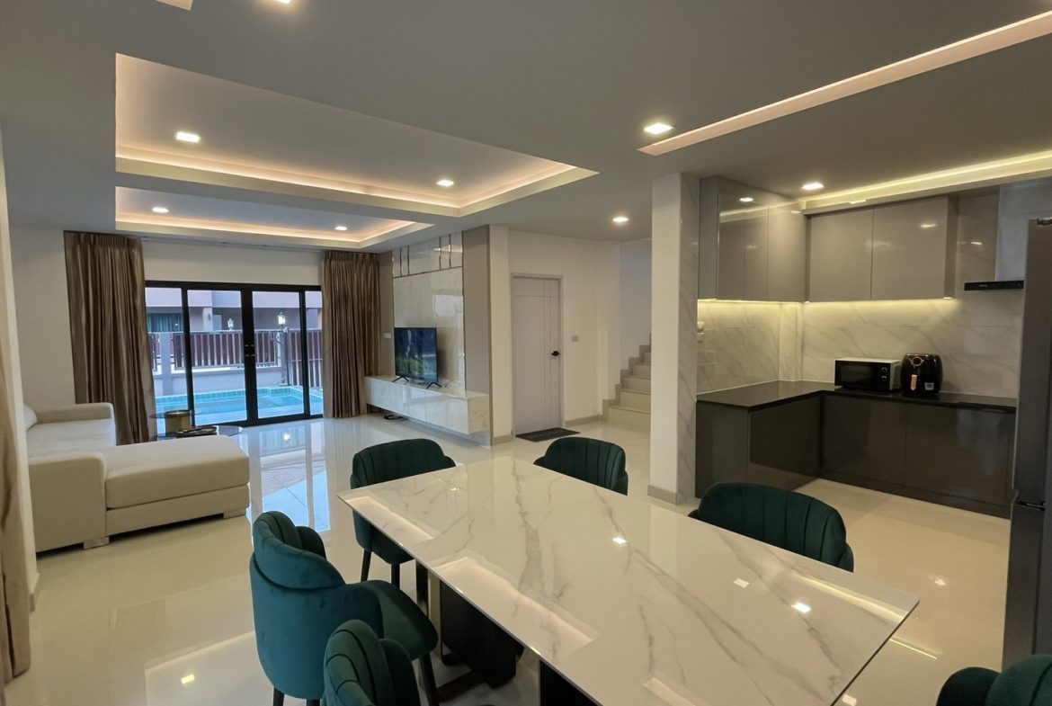 The Lake Huay Yai 4br 280sqm 7