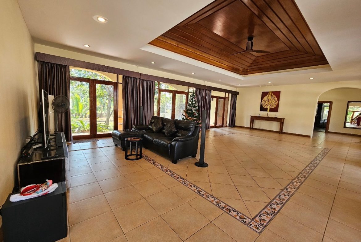 Без комплекса 3br 280sqm 7