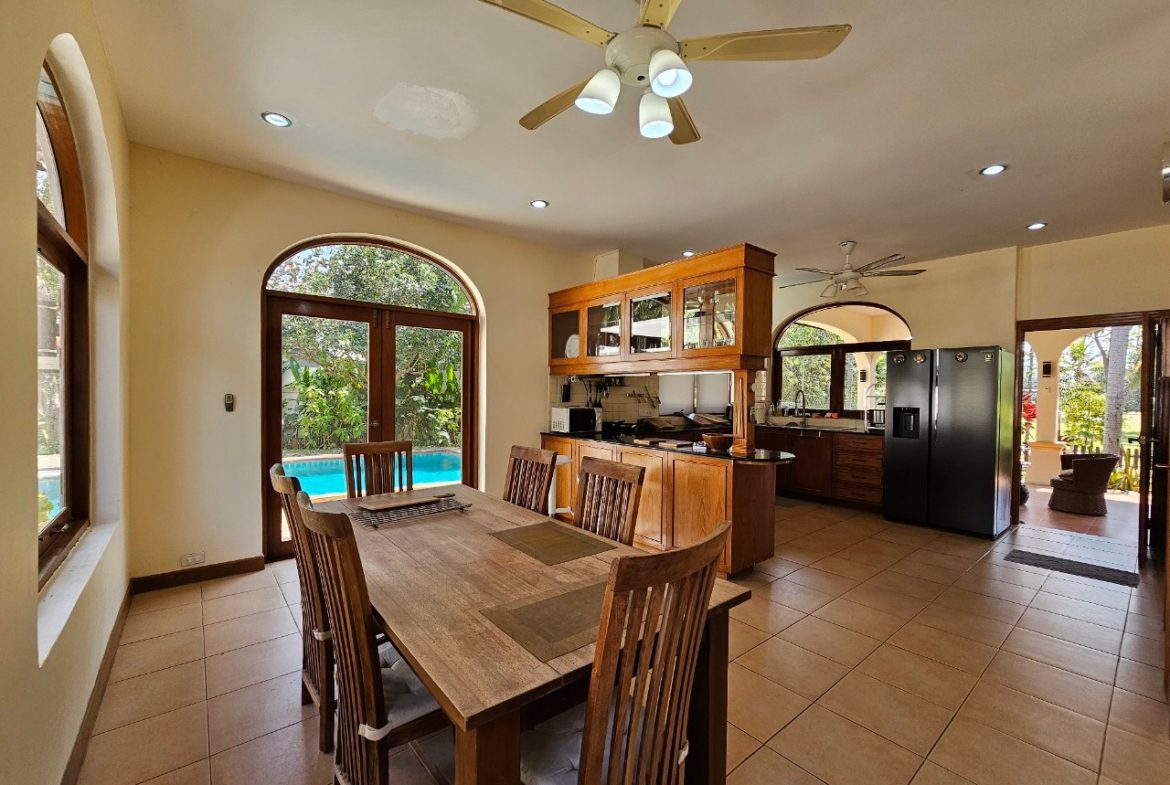 Без комплекса 3br 280sqm 11