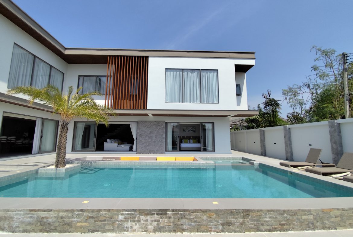 Без комплекса 7br 600sqm 2