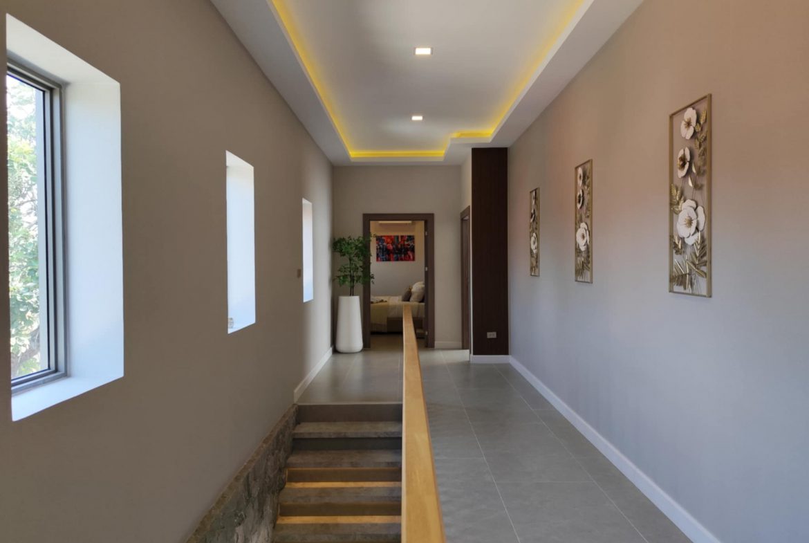 Без комплекса 7br 600sqm 19